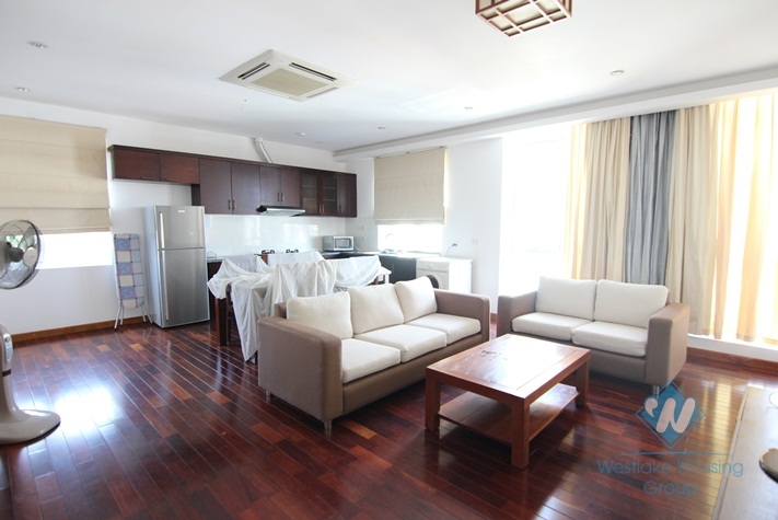 High floor apartment rental with great light and modern furniture